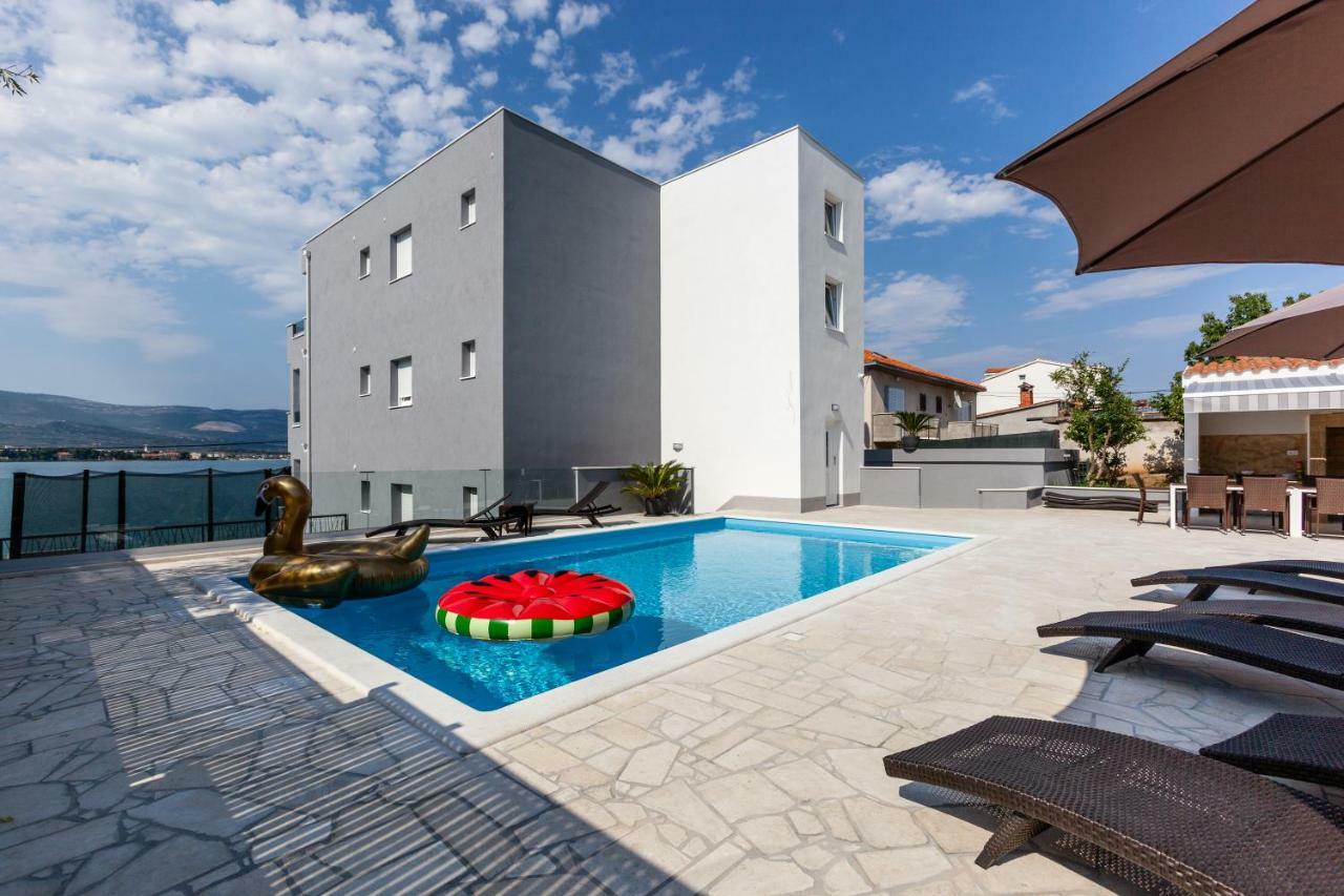 Luxury Villa Aria, Apartment Trogir Exterior photo